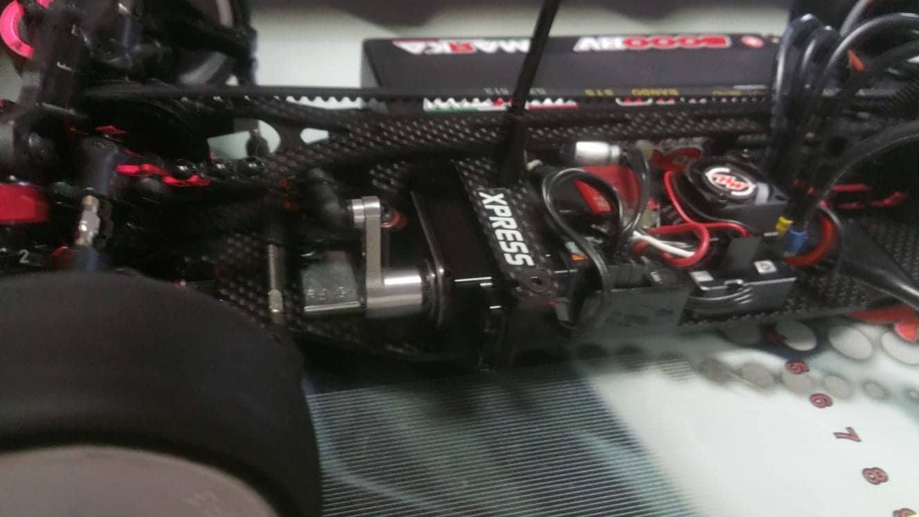 36812727_860318760827380_7396117662931091456_n